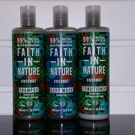 Hot Tub, Mountain View, 4-poster Bed And Log Burner