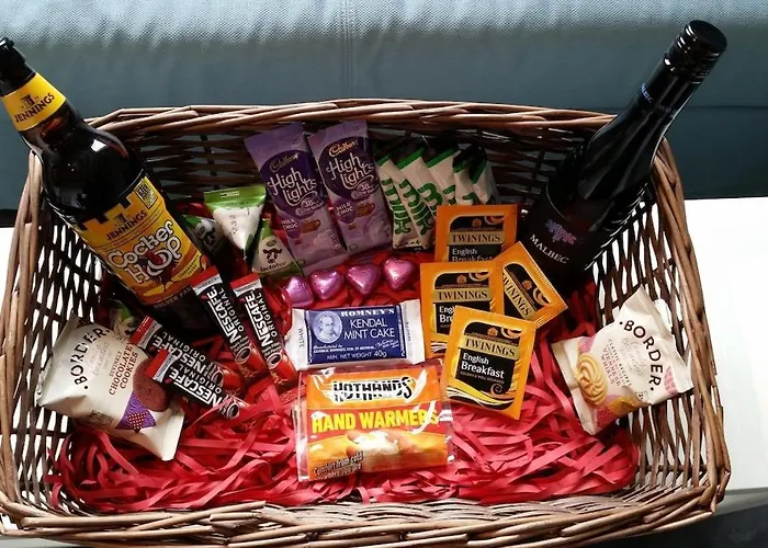 Hot Tub, Mountain View, 4-poster Bed And Log Burner * Borrowdale Valley