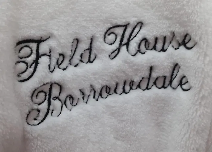 Hot Tub, Mountain View, 4-poster Bed And Log Burner Borrowdale Valley