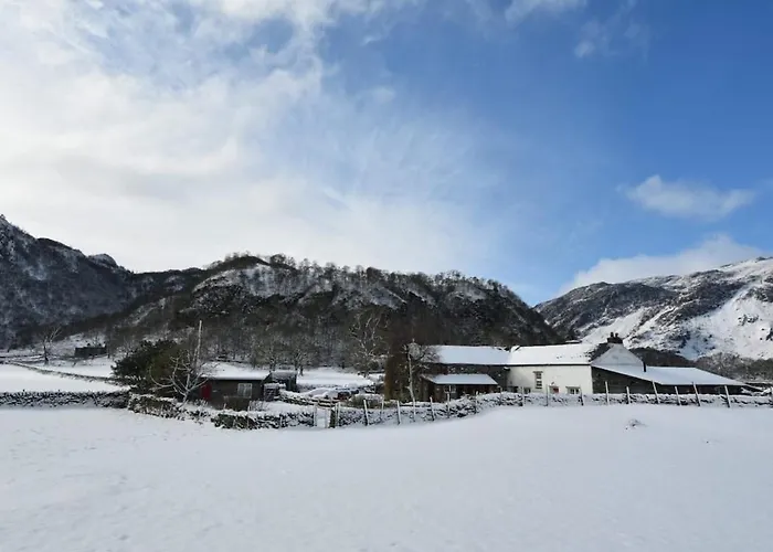 Hot Tub, Mountain View, 4-poster Bed And Log Burner Apartamento Borrowdale Valley