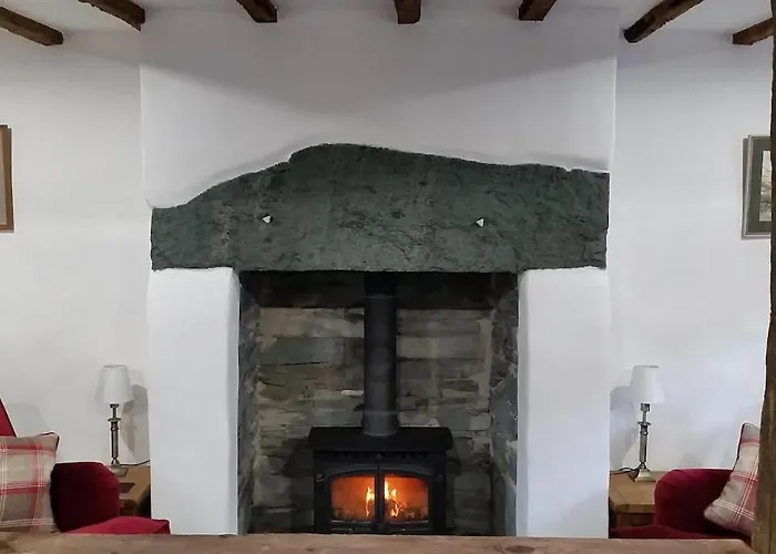 Hot Tub, Mountain View, 4-poster Bed And Log Burner * Borrowdale Valley